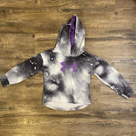 Girl's Under Armour Pullover Hoodie Size 4 Purple/Black Lined Hooded Sweatshirt - Picture 1 of 11